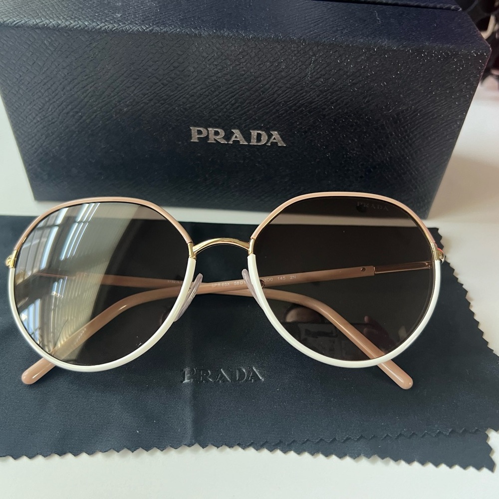 Prada Sunglasses EUC - Picture 4 of 13